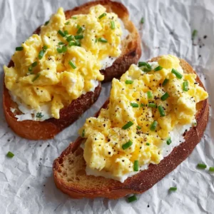 Easy 6-Ingredient Egg and Ricotta Toast